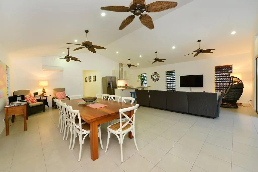 The Red Anchor Villa Port Douglas Holiday home